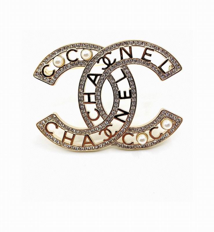 Chanel Brooch 03yxs223